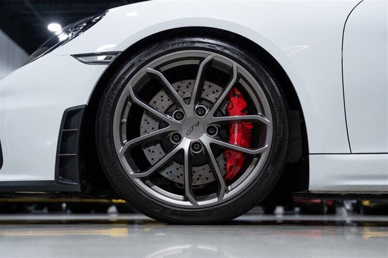2021 Porsche 718 Cayman GT4
