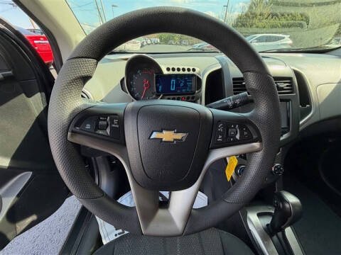 2016 Chevrolet Sonic LT Auto