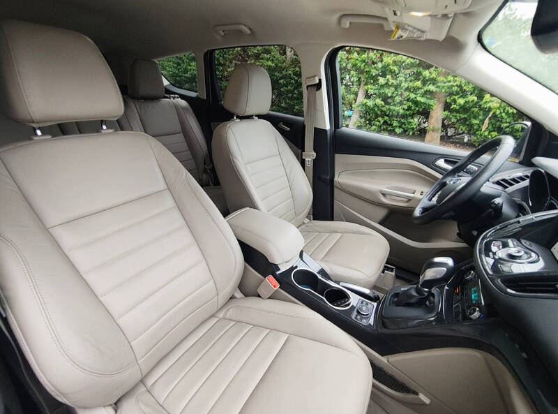 2016 Ford Escape Titanium