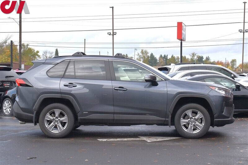 2022 Toyota RAV4 Hybrid LE