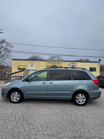 2008 Toyota Sienna