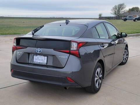 2019 Toyota Prius LE AWD-e