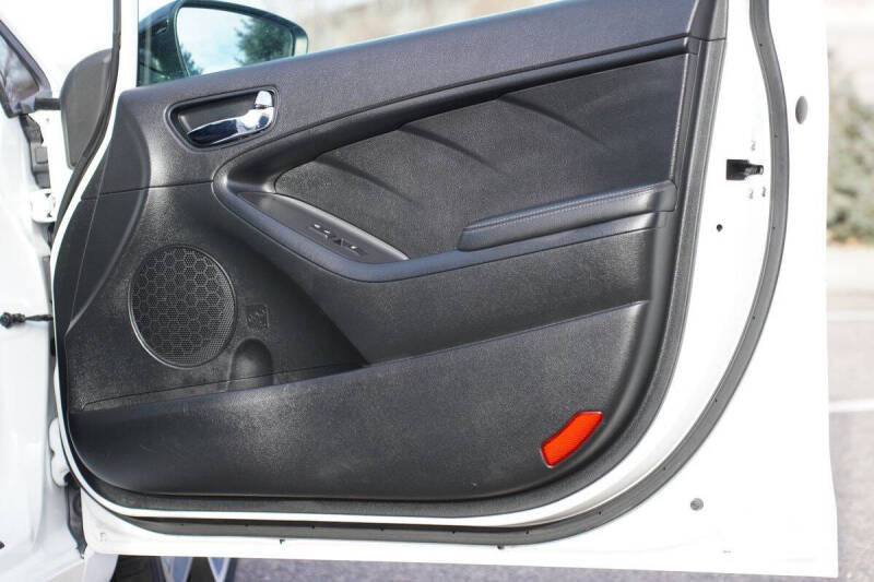 2015 Kia Forte5 SX