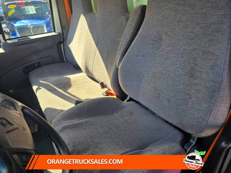 2017 International DuraStar 4300