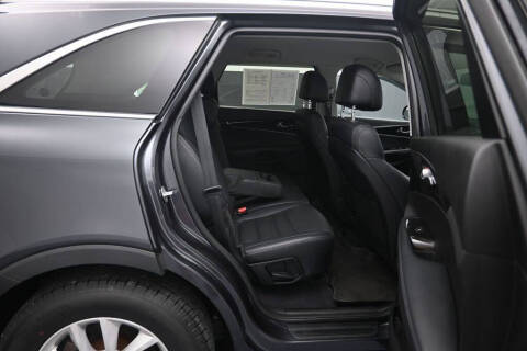 2017 Kia Sorento LX