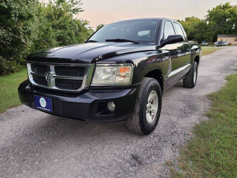 2008 Dodge Dakota for sale at The Car Shed in Burleson TX