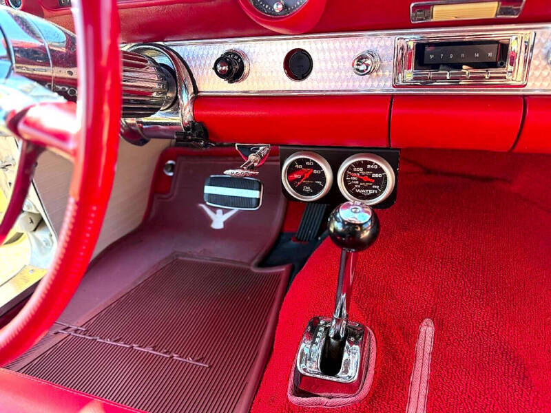 1955 Ford Thunderbird
