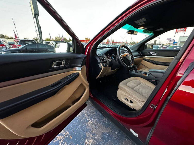 2016 Ford Explorer