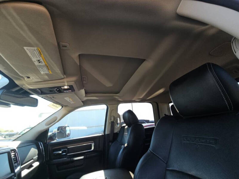 2017 RAM 1500 Laramie