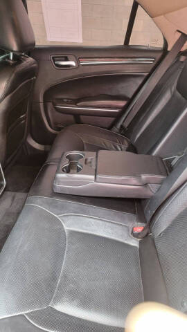 2018 Chrysler 300 Limited