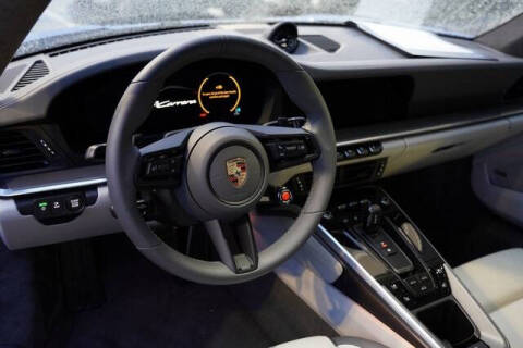 2025 Porsche 911 Carrera