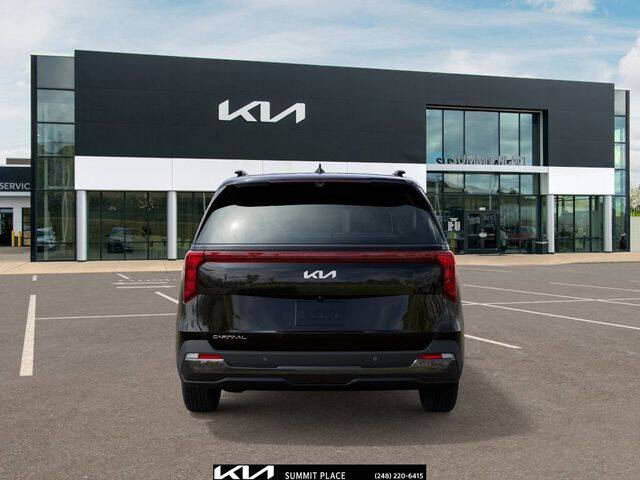 2026 Kia Carnival SX