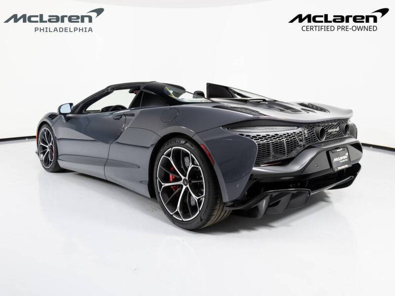 2025 McLaren Artura Spider