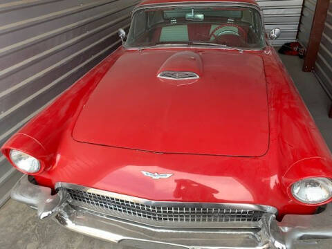 1957 Ford Thunderbird