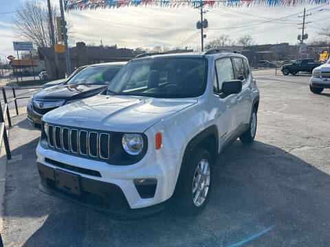 2019 Jeep Renegade for sale at Midwest Motors in Bonner Springs KS