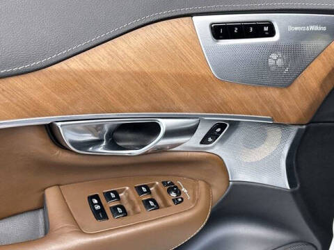 2019 Volvo XC90 T6 Inscription