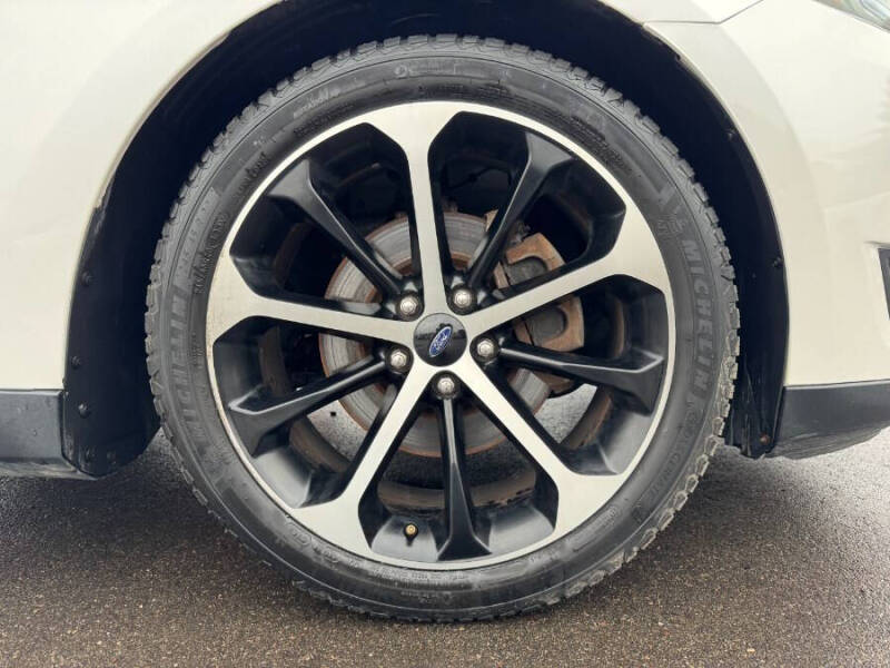 2016 Ford Taurus SEL