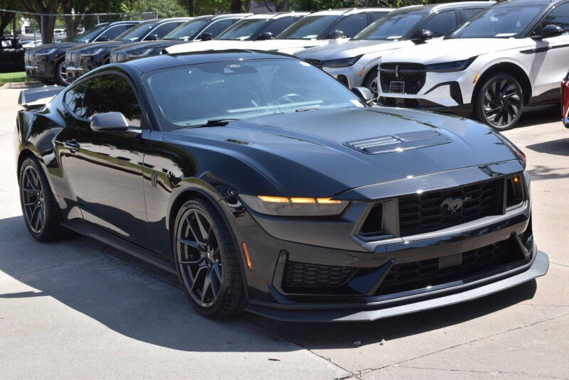 2025 Ford Mustang Dark Horse