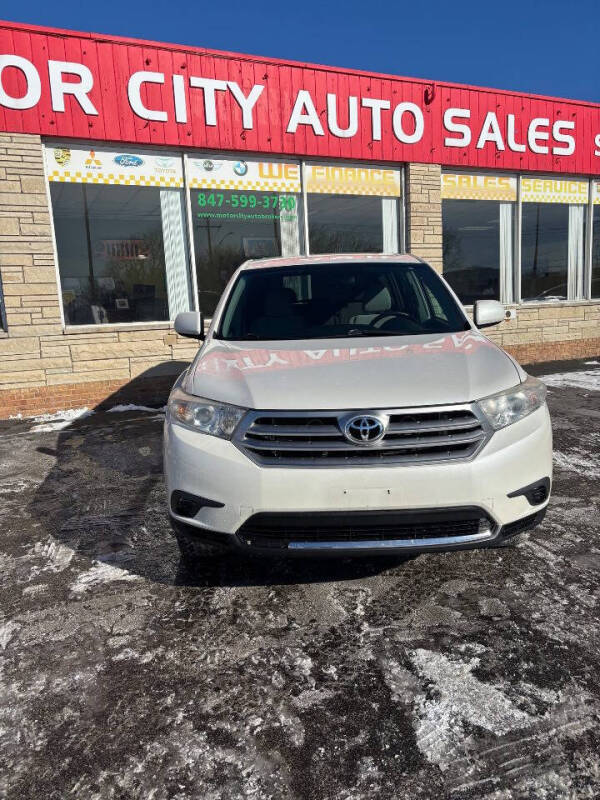 2013 Toyota Highlander for sale at MOTOR CITY AUTO BROKER in Waukegan IL