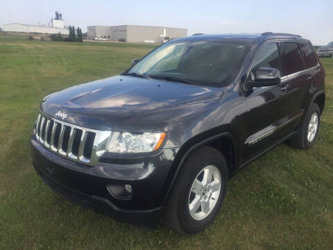 2013 Jeep Grand Cherokee for sale at Highway 13 One Stop Shop/R & B Motorsports in Jamestown ND