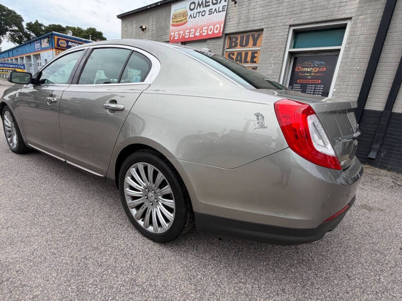 2015 Lincoln MKS