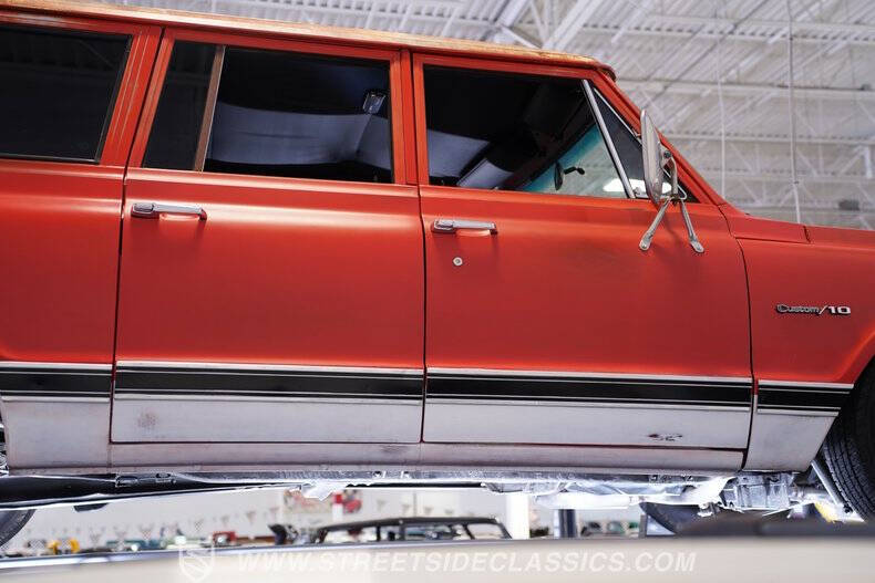 1972 Chevrolet Suburban