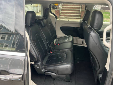 2017 Chrysler Pacifica