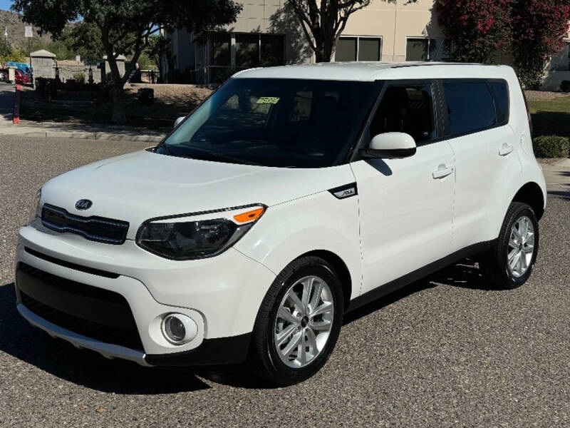 2017 Kia Soul +