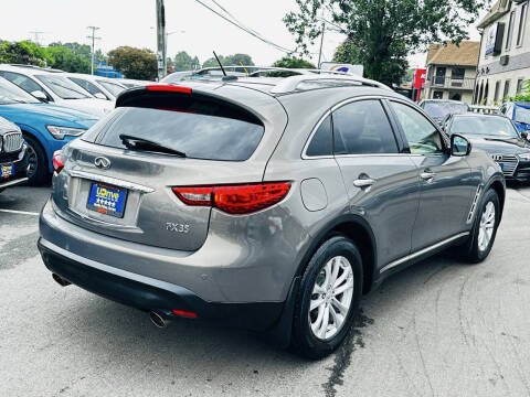 2011 Infiniti FX35