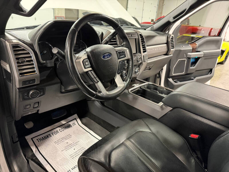 2017 Ford F-350 Super Duty Platinum