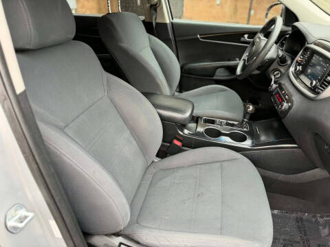 2019 Kia Sorento LX V6