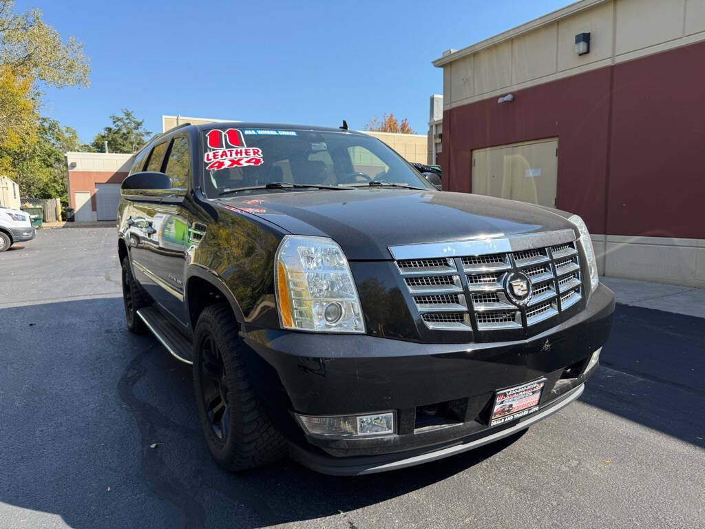 2011 Cadillac Escalade for sale at Deals & Trades in Aurora, IL