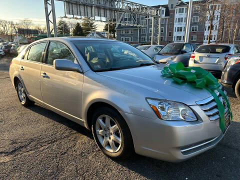 2005 Toyota Avalon for sale at Auto Zen in Fort Lee NJ