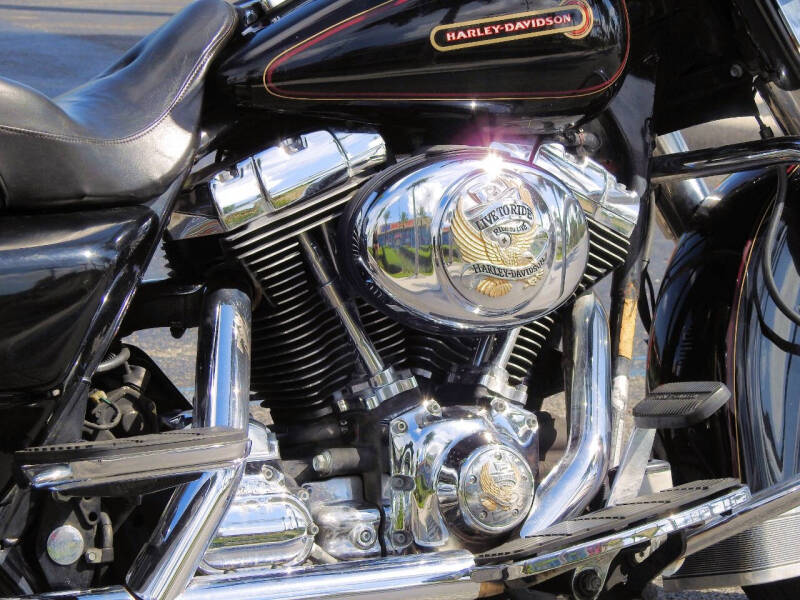 1999 Harley-Davidson FLHTC.