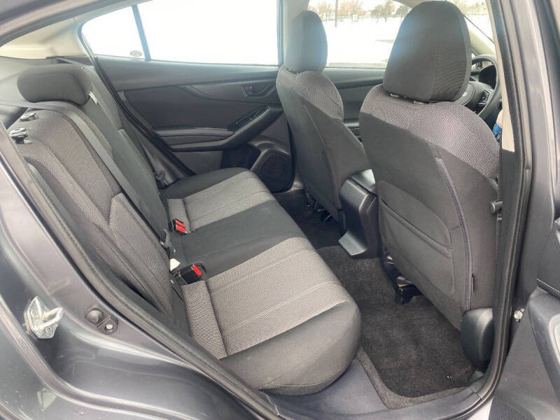 2019 Subaru Impreza 2.0i