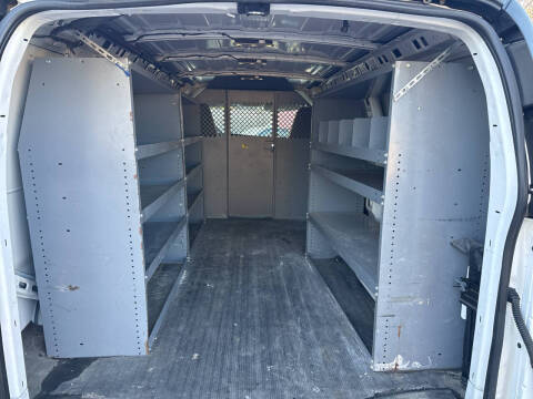 2017 Chevrolet Express 2500