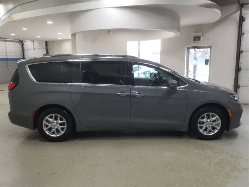 2021 Chrysler Pacifica Touring L