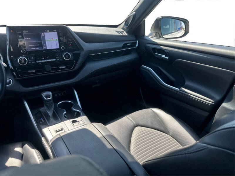 2021 Toyota Highlander XSE