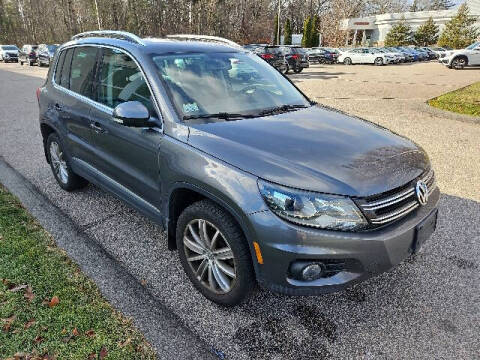 2016 Volkswagen Tiguan for sale at BETTER BUYS AUTO INC in East Windsor CT