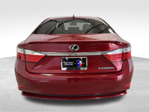 2013 Lexus ES 300h
