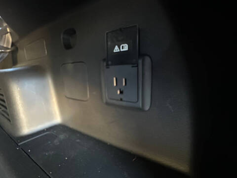 2023 Mitsubishi Outlander PHEV SEL