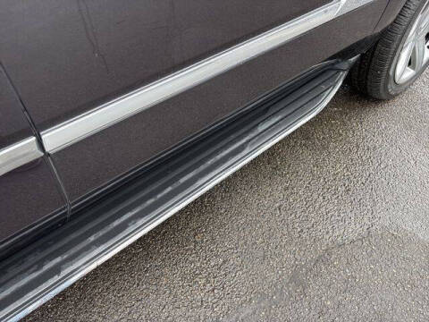 2017 Cadillac Escalade Luxury