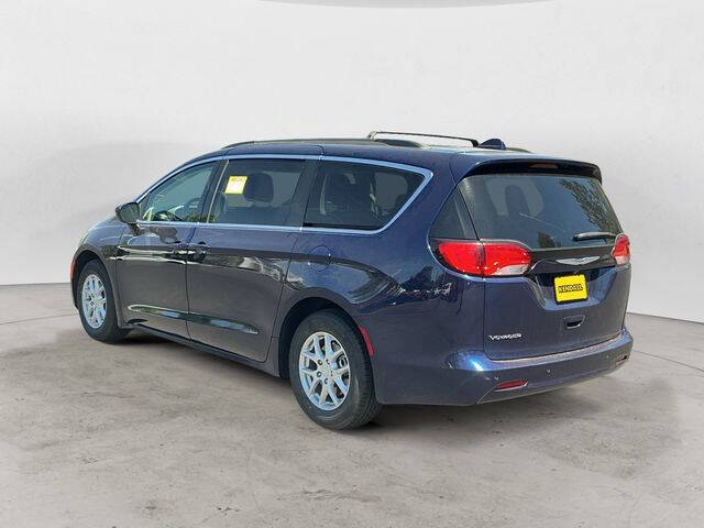 2020 Chrysler Voyager LX