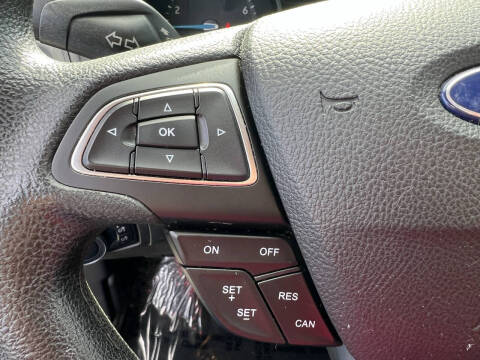 2017 Ford Focus SE