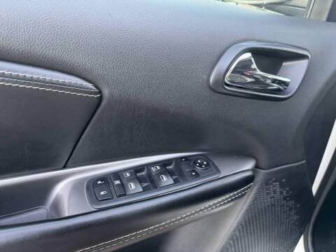 2019 Dodge Journey Crossroad