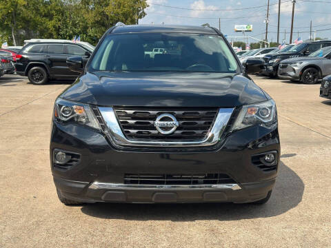 2017 Nissan Pathfinder Platinum