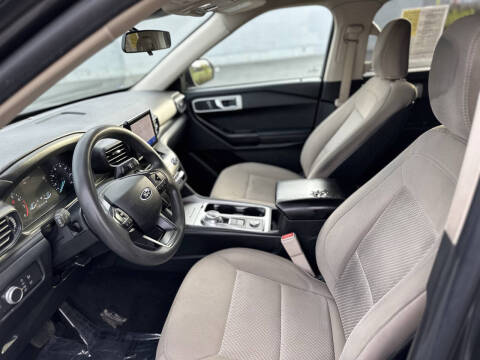 2020 Ford Explorer