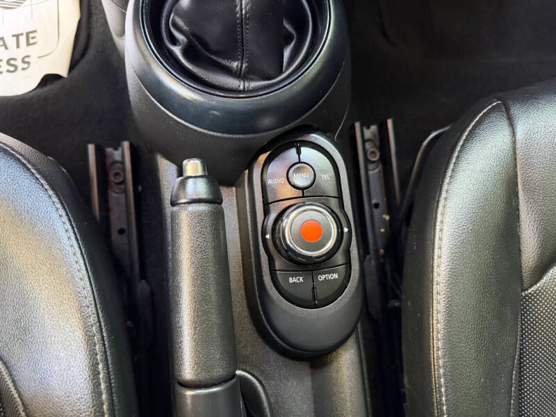2017 MINI Hardtop 2 Door Cooper