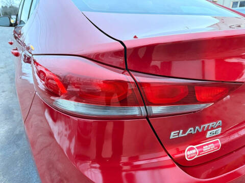 2017 Hyundai Elantra SE