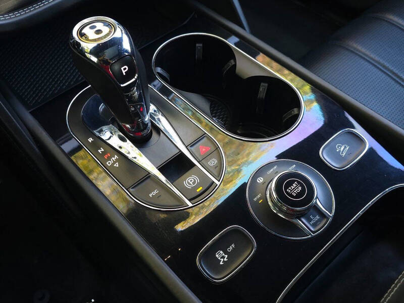 2020 Bentley Bentayga Hybrid